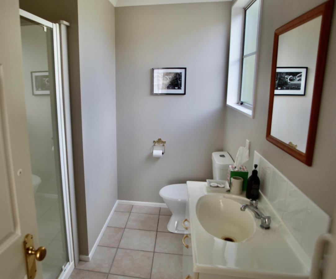 The Loft Bed And Breakfast Lago Lago Taupo Esterno foto