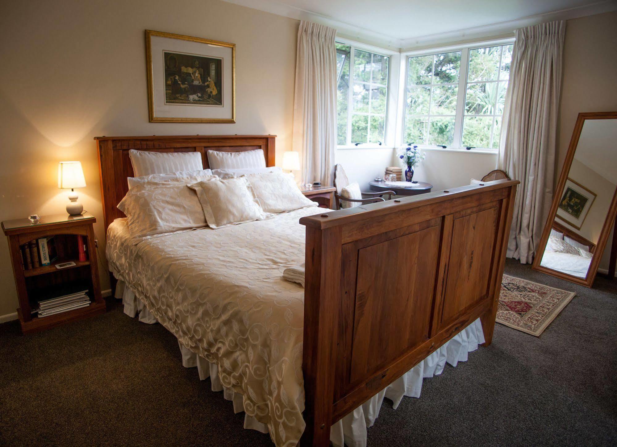 The Loft Bed And Breakfast Lago Lago Taupo Esterno foto